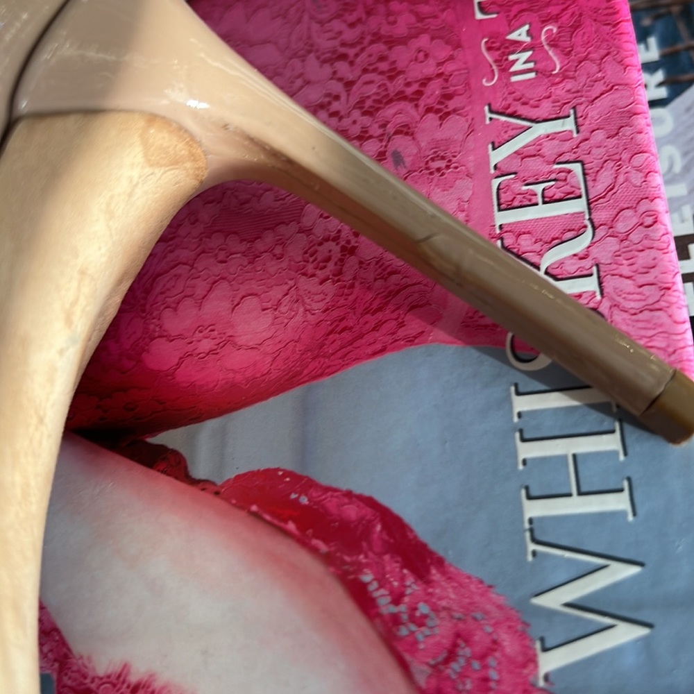 Saint Laurent Paris Nude Heels - Picture 9 of 9